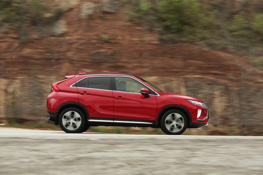 Mitsubishi Eclipse Cross 2017 года  (WW) (фото 48 из 73)